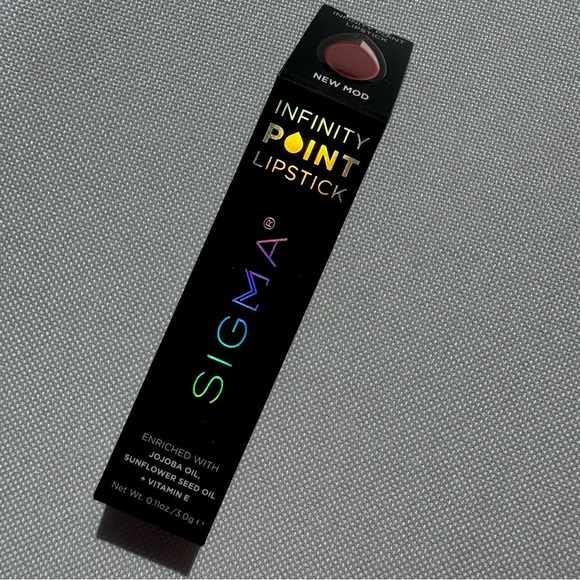 NWT Sigma Beauty Infinity Point Lipstick - New Mod - Picture 2 of 4